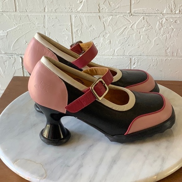 John Fluevog Gorgeous heeled Mary Jane’s - Picture 6 of 15